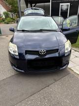 Toyota Auris, 2,0 D4D mit 126 PS , Xenon u... - Toyota Auris mit Diesel-Antrieb: 1.4