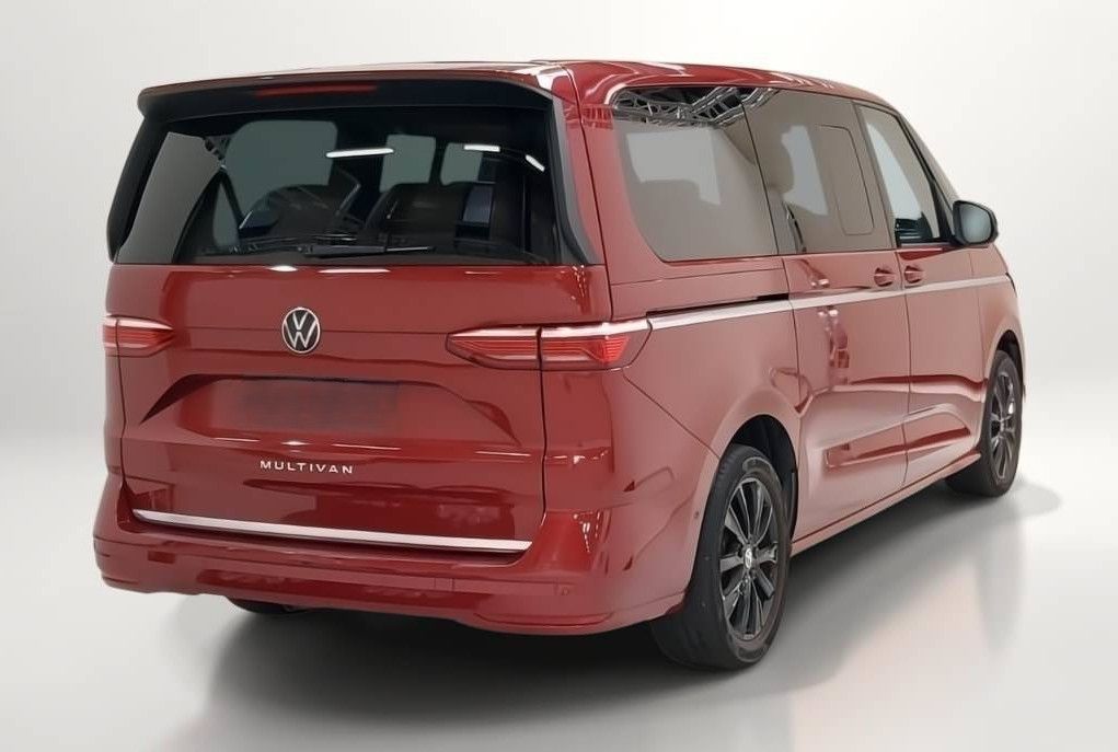 Fahrzeugabbildung Volkswagen T7 Multivan ACC DCC AHK HuD Pano Harman Kardon