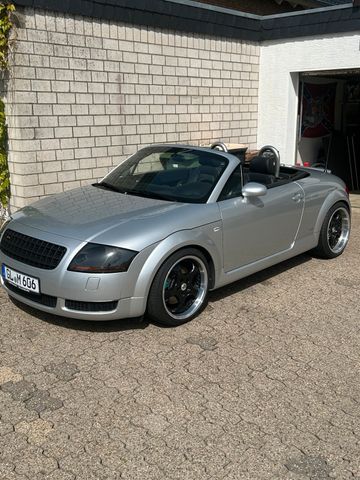 Audi TT 8n S Line APX Quattro 300 PS