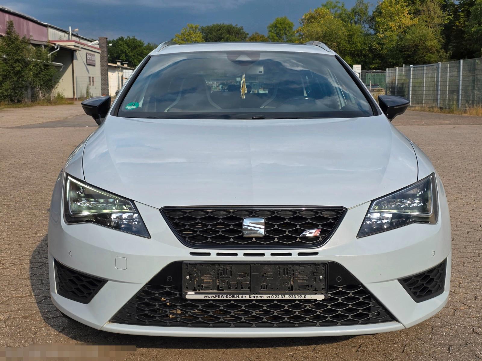 Seat Leon ST Cupra 280 ch • Boîte manuelle • Baquets cuir • Toit pano • DCC • GPS