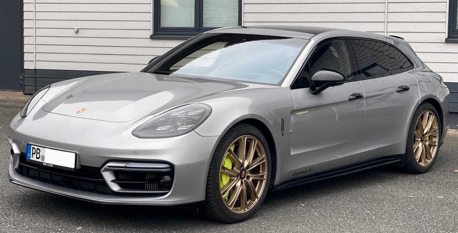 Porsche Panamera Sport Turismo Turbo S E-Hybrid LED