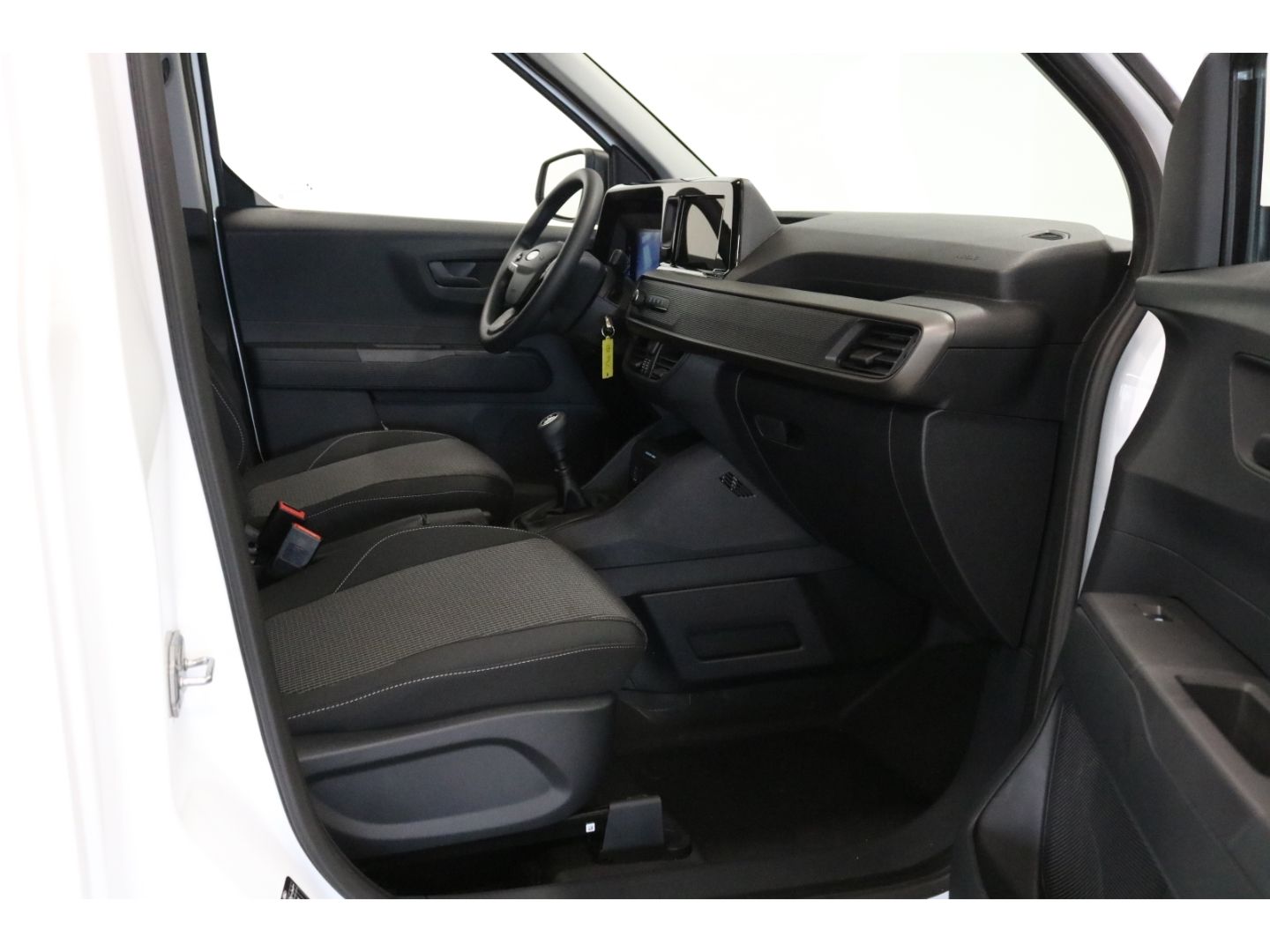 Fahrzeugabbildung Ford Transit Courier Basis 1.0 EcoBoost Klima PDC Tem