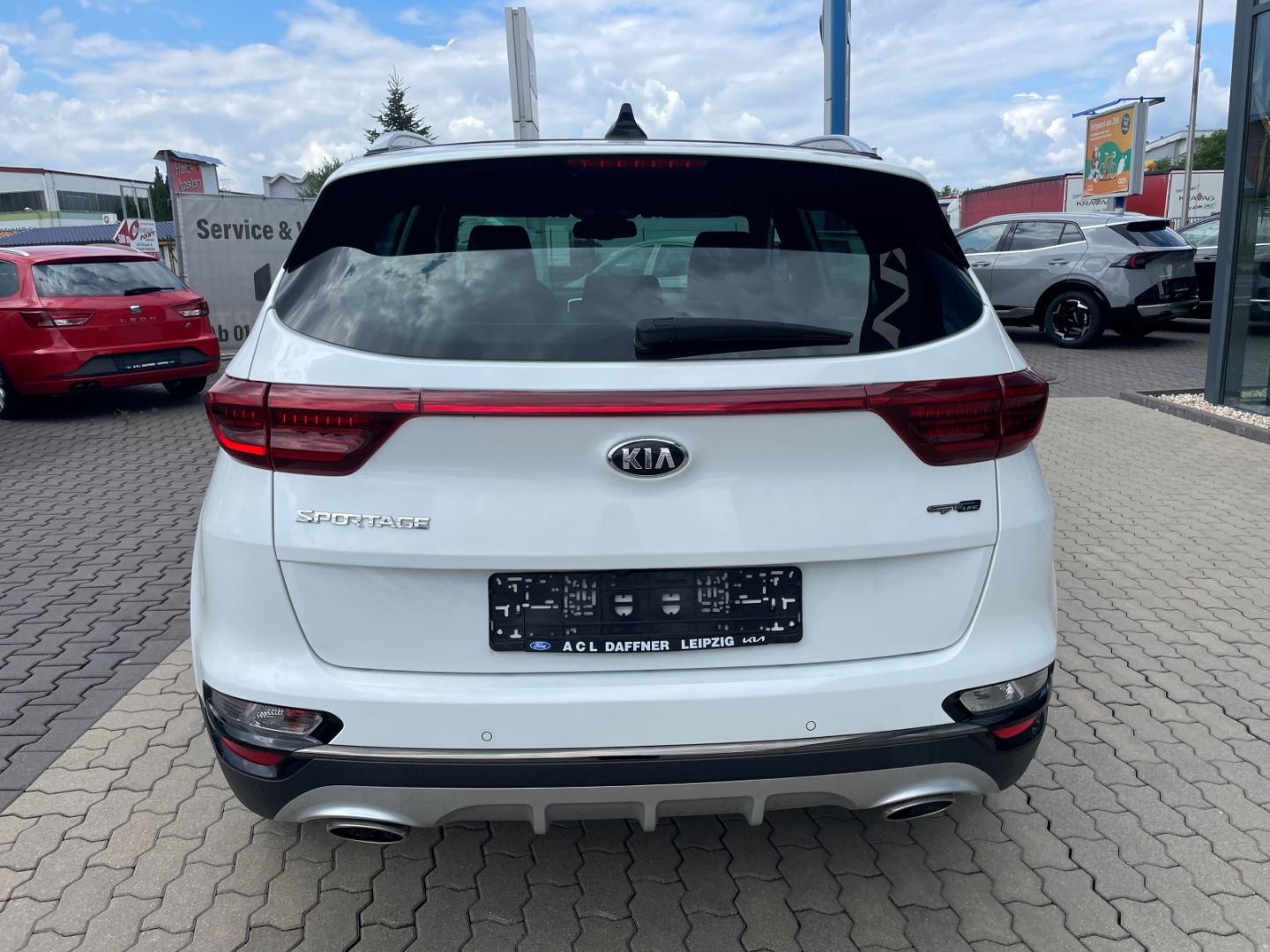 Fahrzeugabbildung Kia Sportage GT Line LED Schiebedach Kamera Volllede