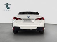 BMW 223 - Vorschau Bild 4