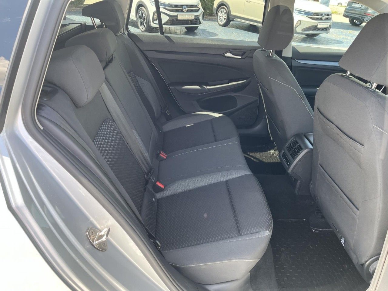 Volkswagen Golf - Bild 8