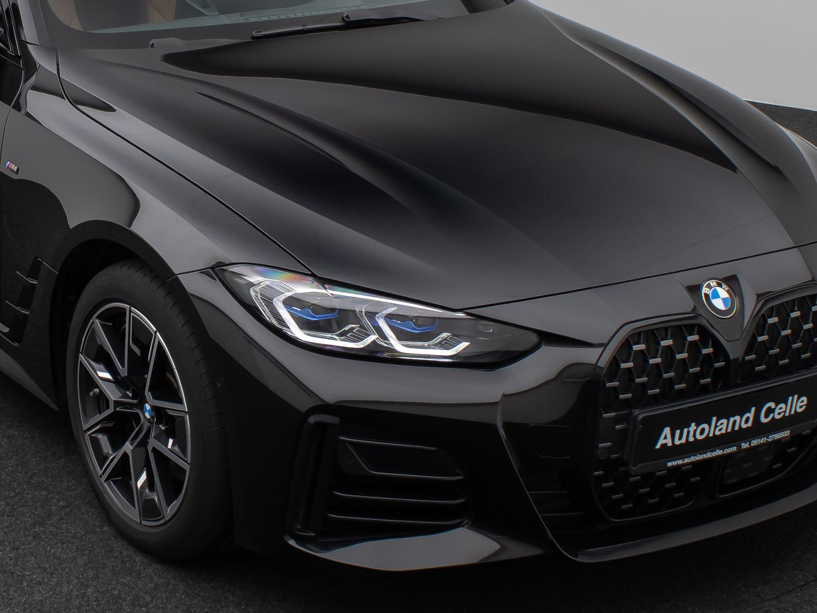 Fahrzeugabbildung BMW M440i xD Gran Coupé Laser Kamera HUD DAB H/K AHK