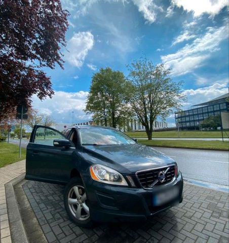 Volvo xc60, 2012, Diesel, Vollaustattung L...