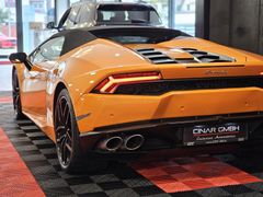 Fahrzeugabbildung Lamborghini Huracán LP610-4 Spyder ( CAMERA/ LIFT/ ARANCIO