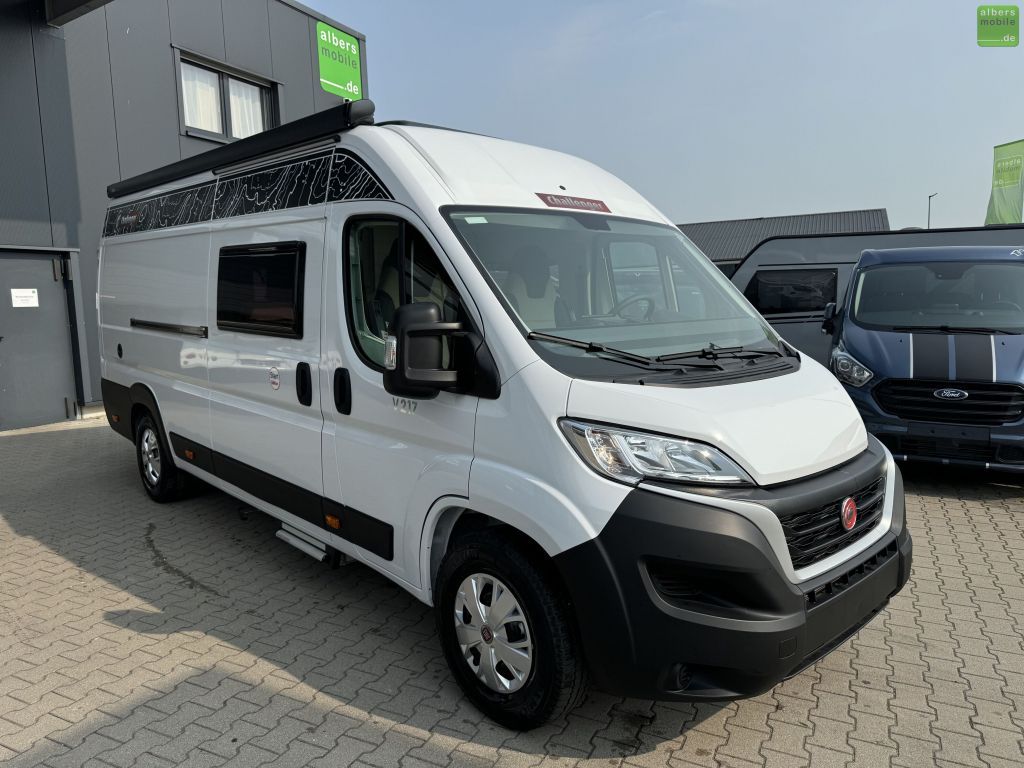 Challenger Van V217 Start Edition Markise Solar Connect 