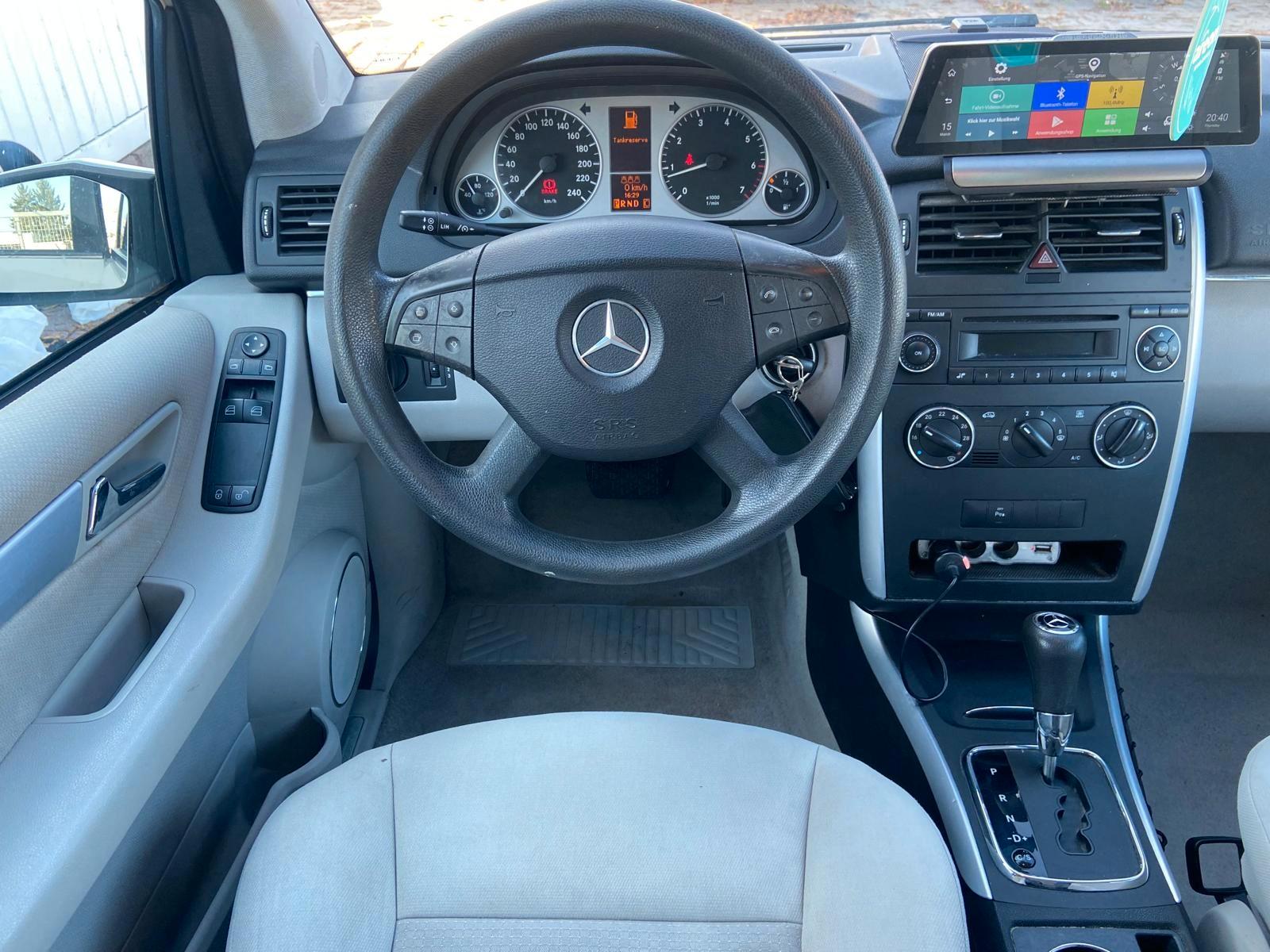 Mercedes-Benz B170 2007 — photo 10