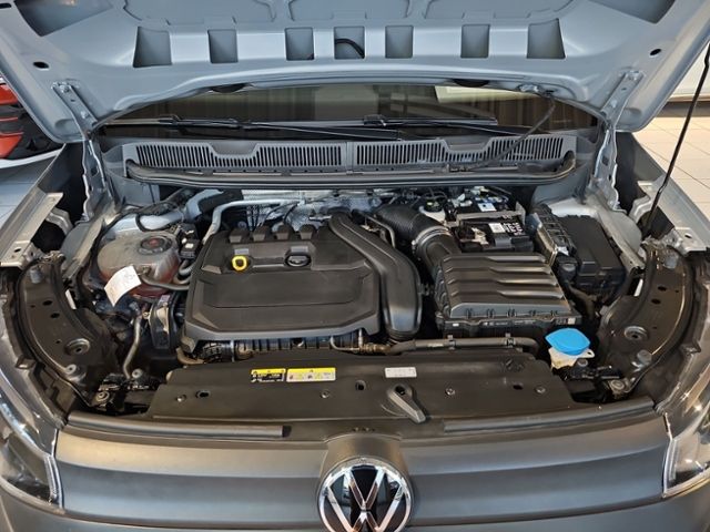 Fahrzeugabbildung Volkswagen Caddy Maxi 1.5 TSI DSG Cargo NAVI SHZ PDC TEMPOM