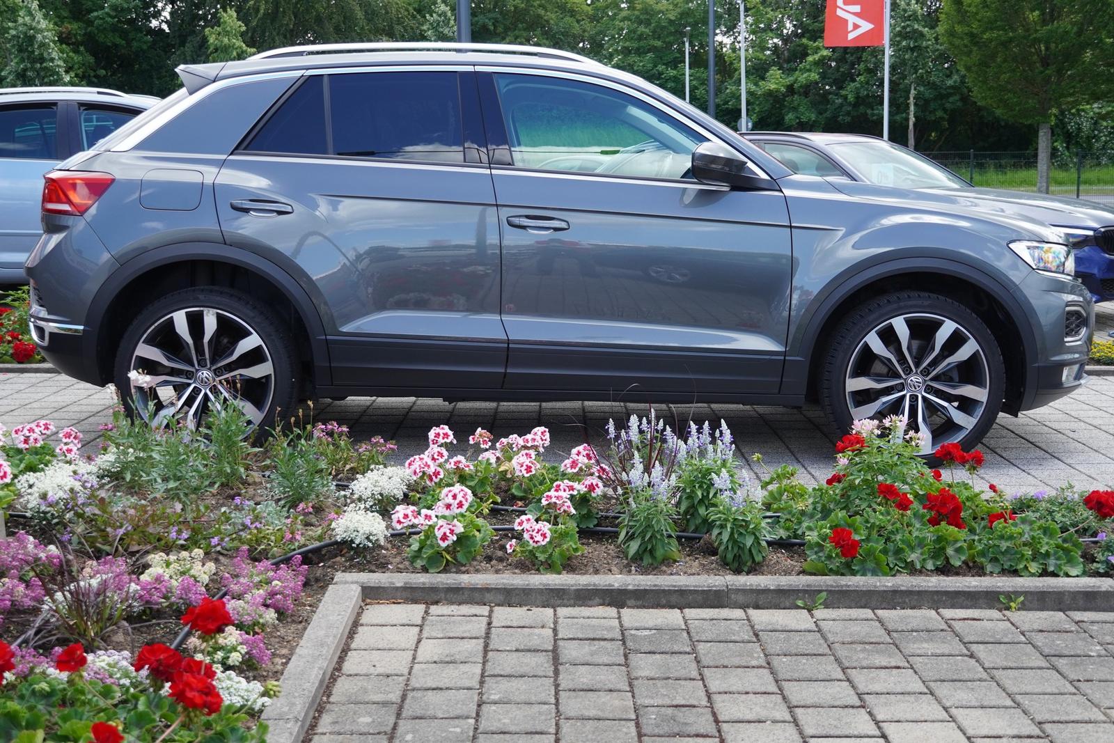 Volkswagen T-Roc 1.5 TSI DSG Style LED Navi AHK ACC PDC