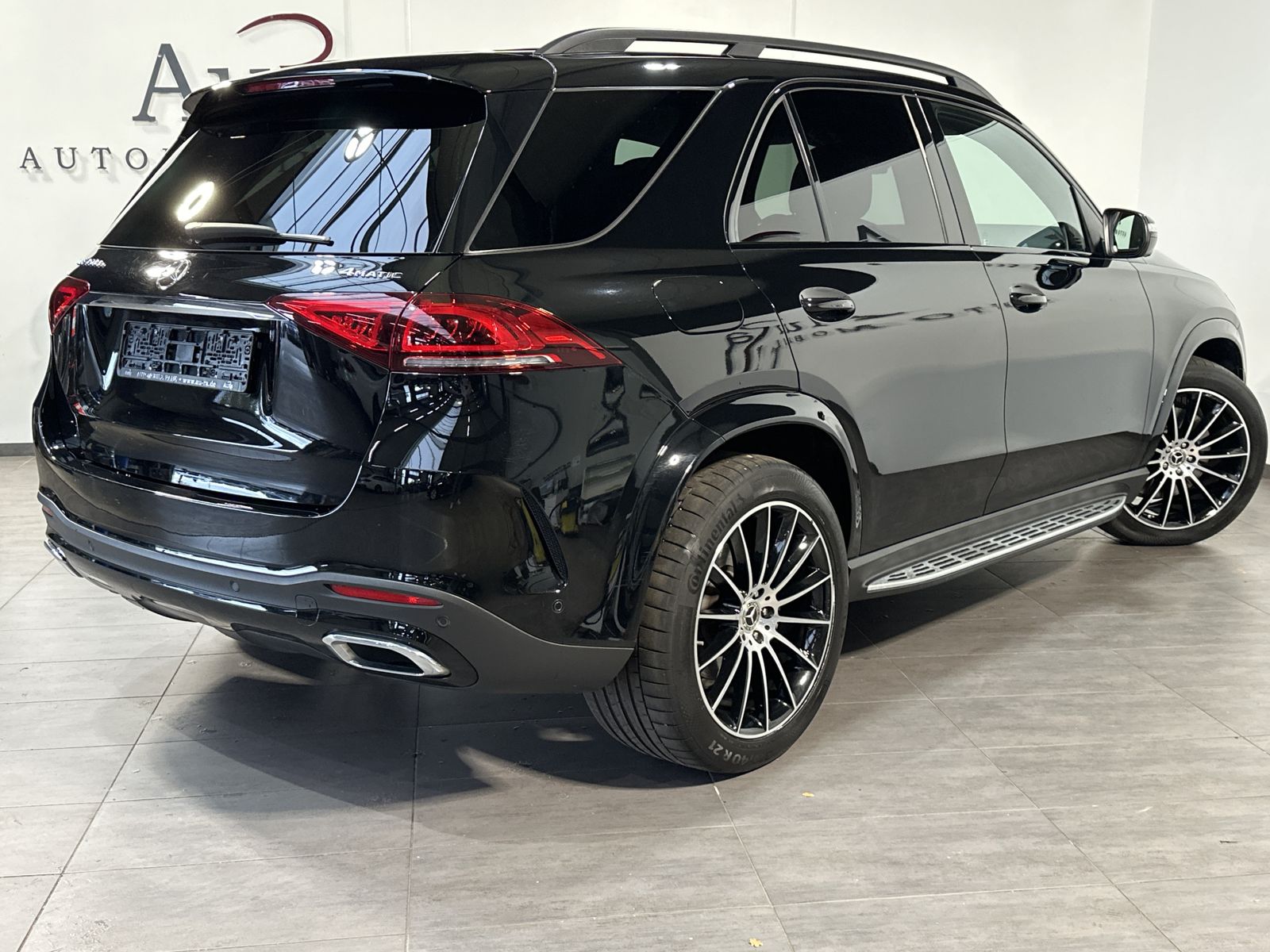 Fahrzeugabbildung Mercedes-Benz GLE 350de 4Matic AMG-Line NAV+LED+360°+21ZO+ACC