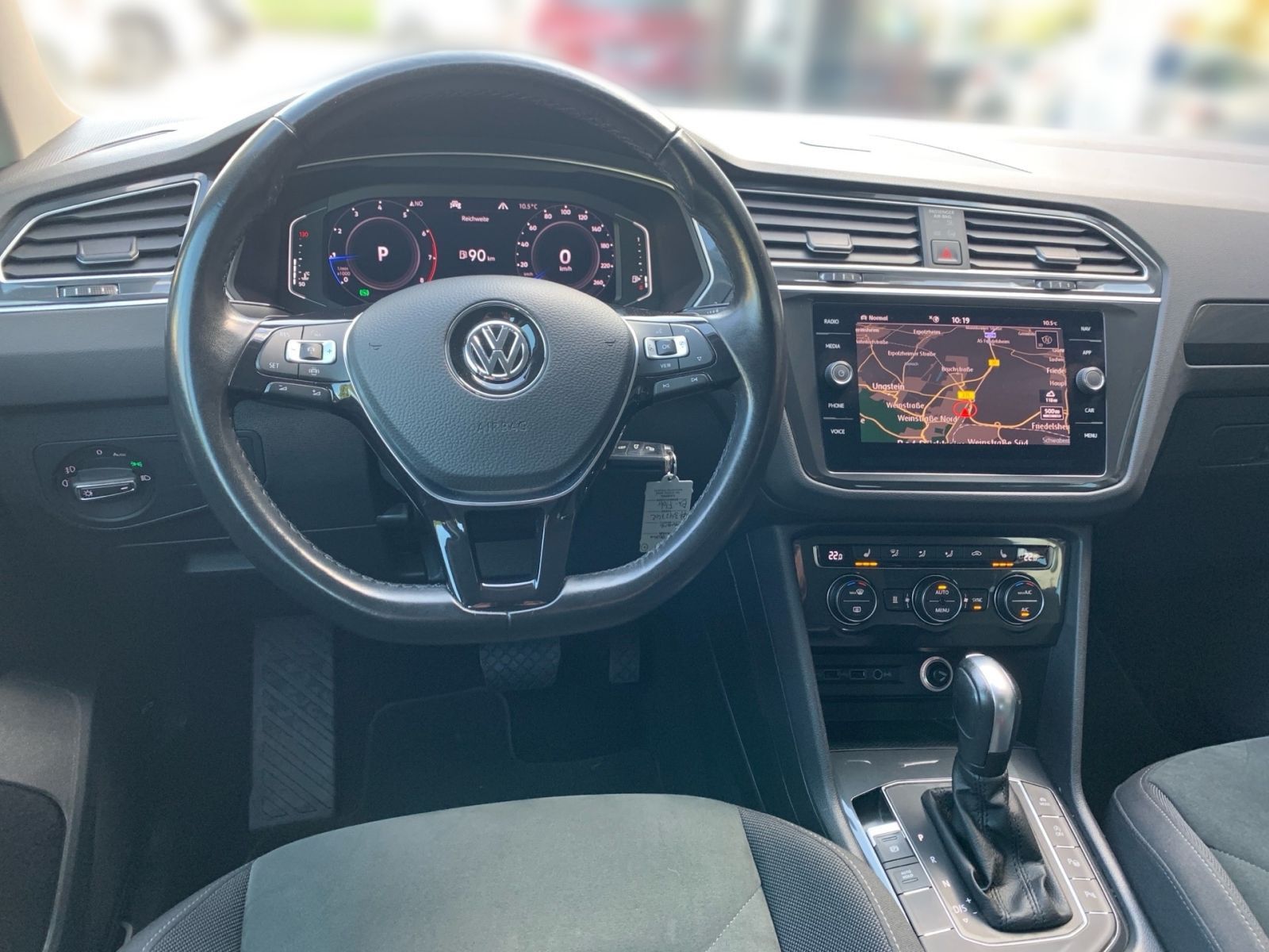 Fahrzeugabbildung Volkswagen Tiguan 1.5 TSI 7-DSG Highline OPF Navi AHK