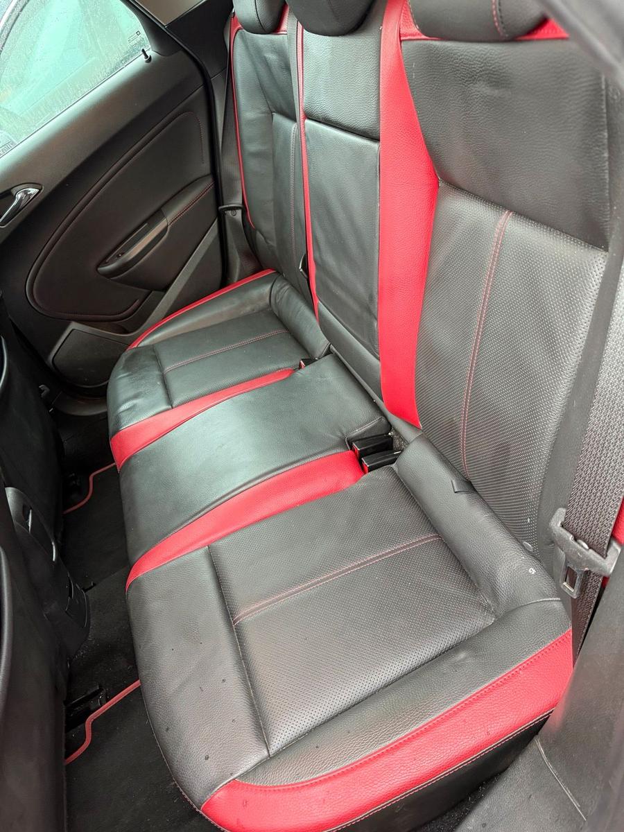 Opel Astra 2013 — photo 13