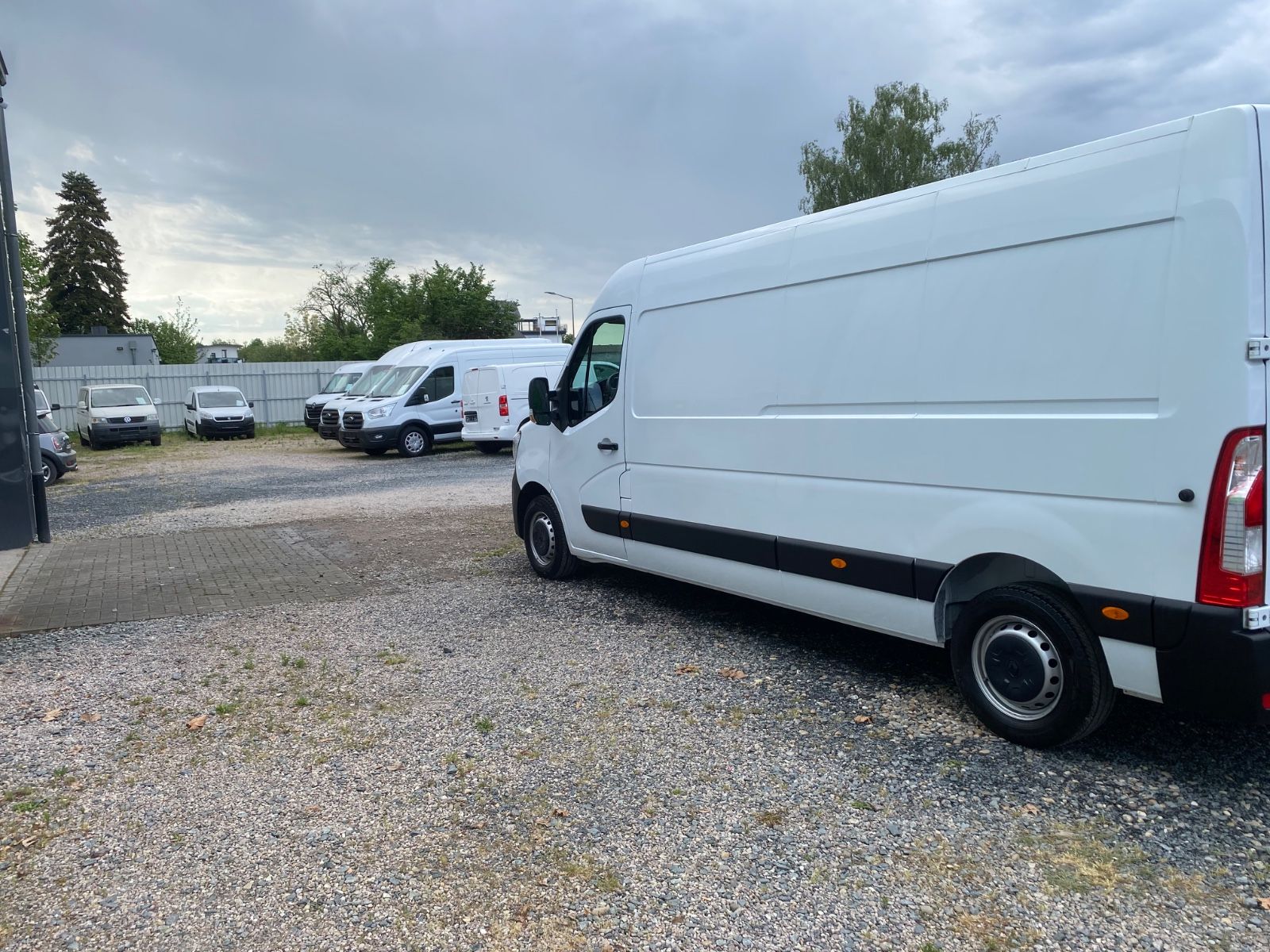 Fahrzeugabbildung Renault Master III Kasten L3H2 ,3,5t,1Hd,kamera,Garantie