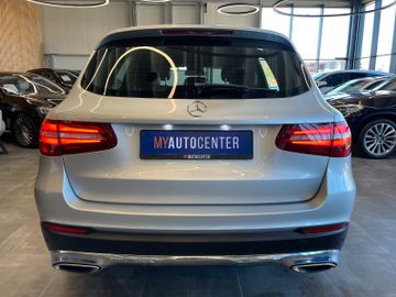 Mercedes-Benz GLC 250 4Matic *LED*AHK*KAMERA*NAVI*SHZ*TEMPOMAT