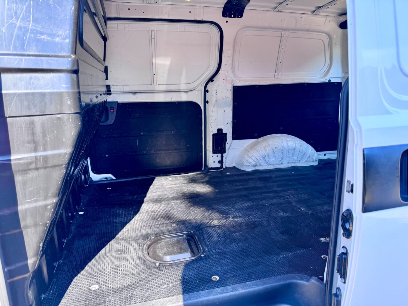 Hyundai H-1Kasten AHK 3xSitz 2xSchiebetür Mehrwertsteuer