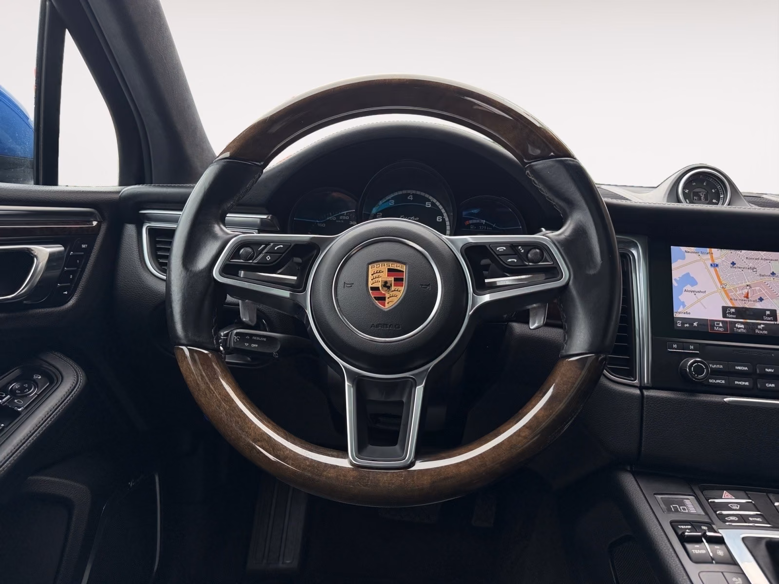 Porsche Macan Turbo Panorama Chrono 360 Kamera