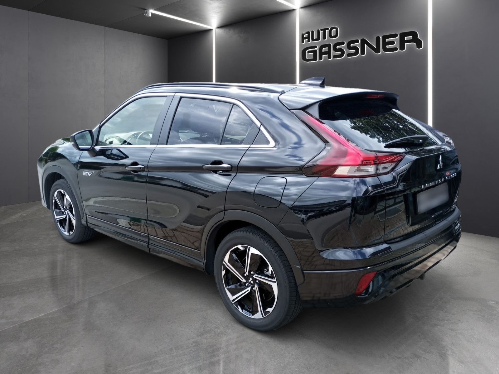 Fahrzeugabbildung Mitsubishi Eclipse Cross PHEV Plus SELECT AHK 4WD