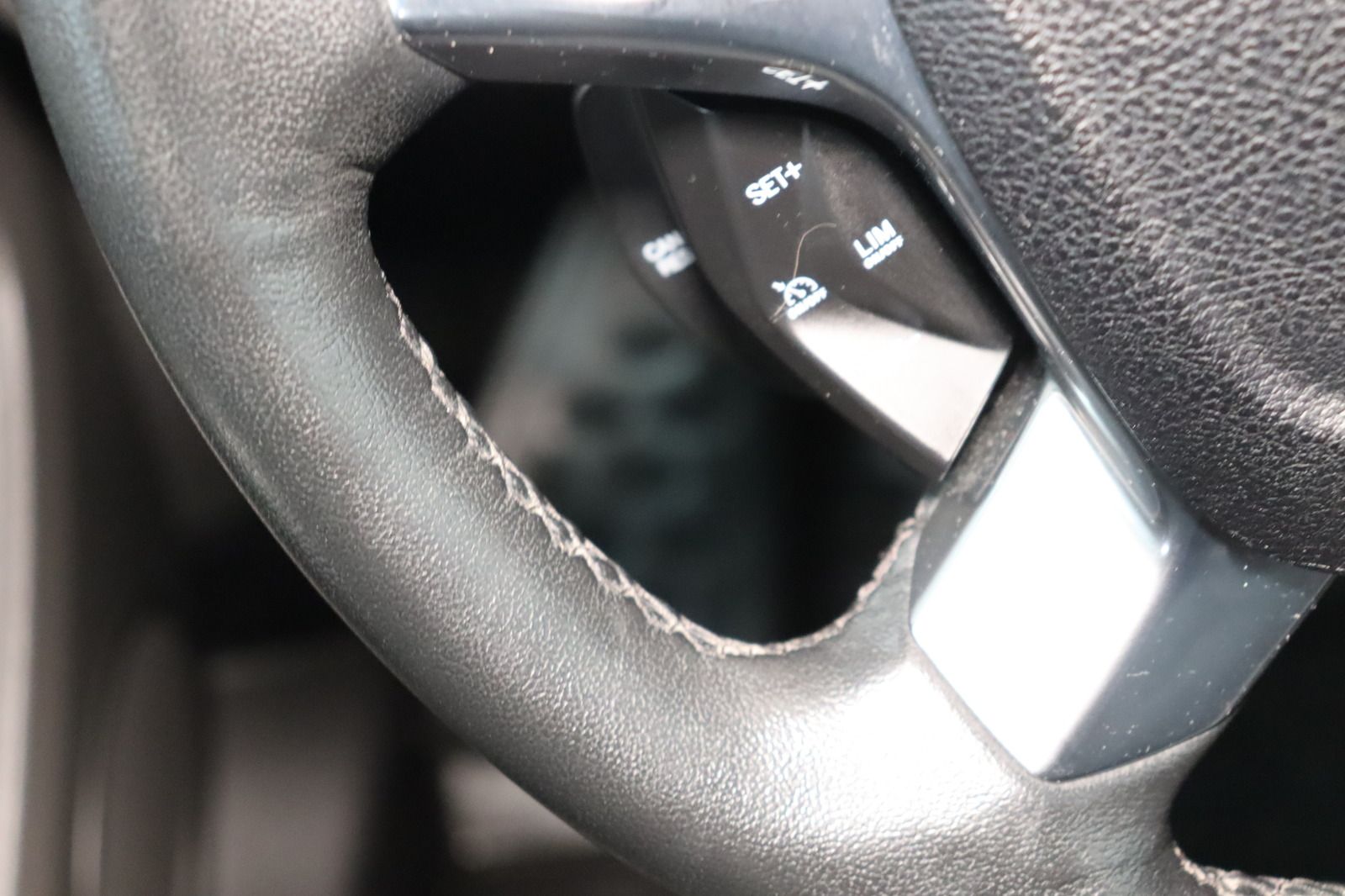 Fahrzeugabbildung Ford Grand Tourneo Connect 1.5 ECOBLUE Titanium