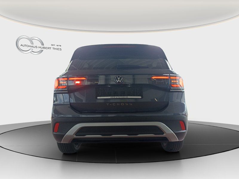 Fahrzeugabbildung Volkswagen T-Cross 1.0 TSI DSG Life SMART-LINK+PDC+KAMERA+W
