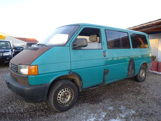 Volkswagen T4 Caravelle 2.5 TDI 65kW lang LKW