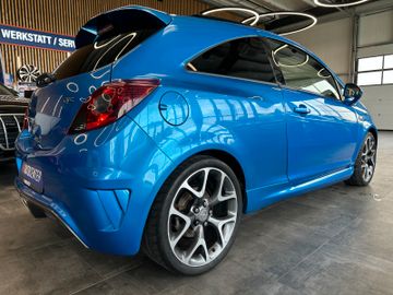 Opel Corsa D OPC *RECARO*LEDER*KliMAAUTOMATIK*