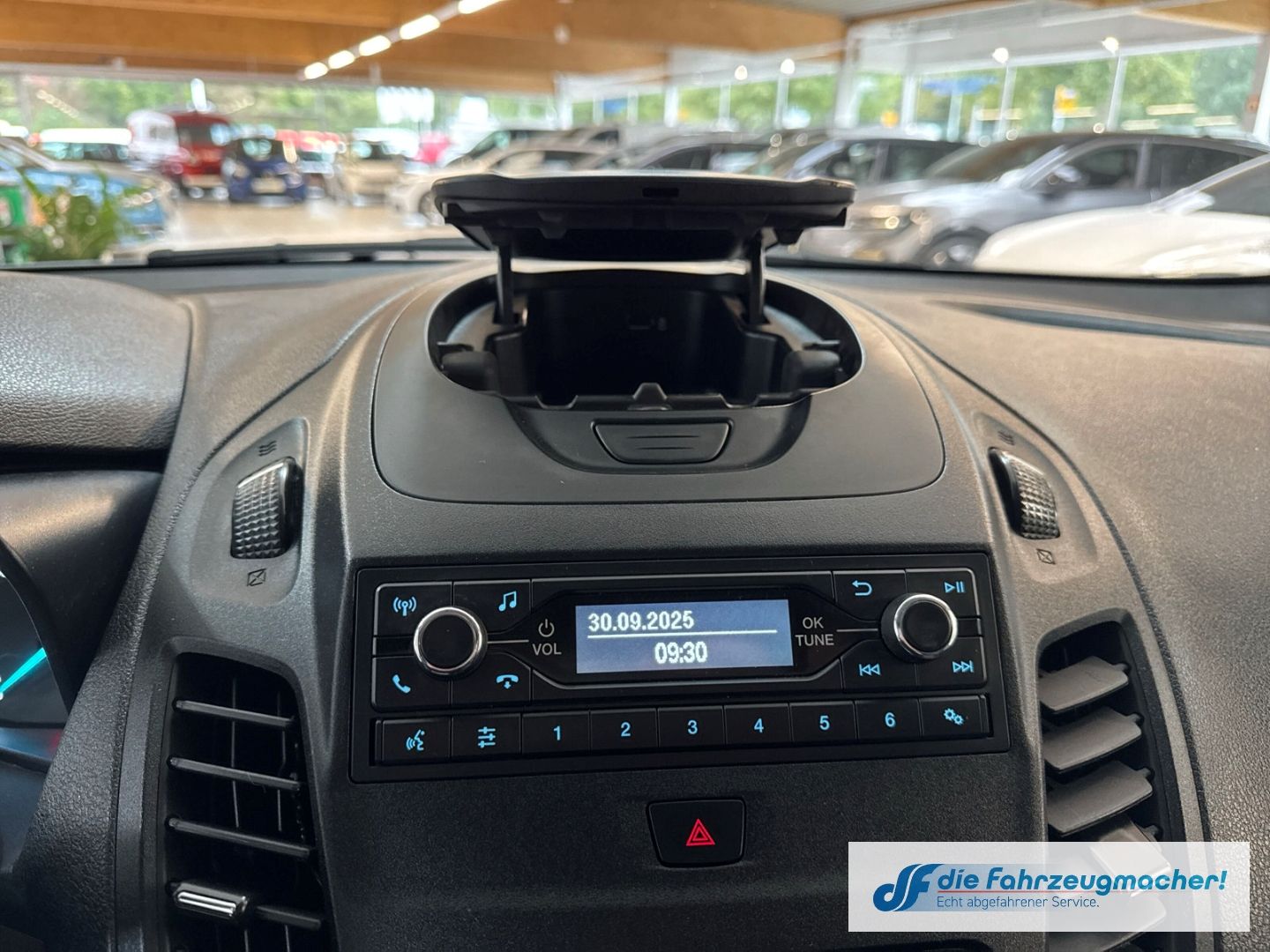 Fahrzeugabbildung Ford Transit Connect Kasten lang 1.5 EcoBlue EU6d Kur