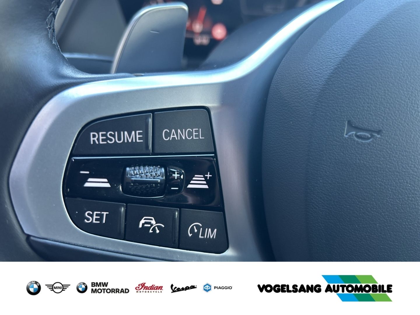 Fahrzeugabbildung BMW M235i xDrive,Gran Coupe,HUD,H&KSound,RFK,M Sport