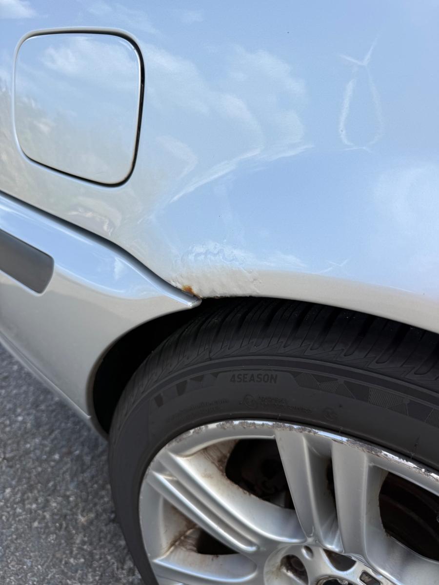 BMW 325 2004 — photo 15