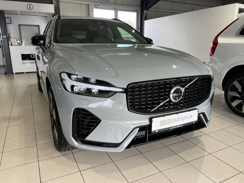 Volvo XC60 T6 Plus Dark Recharge AWD ACC BLIS AHK LED
