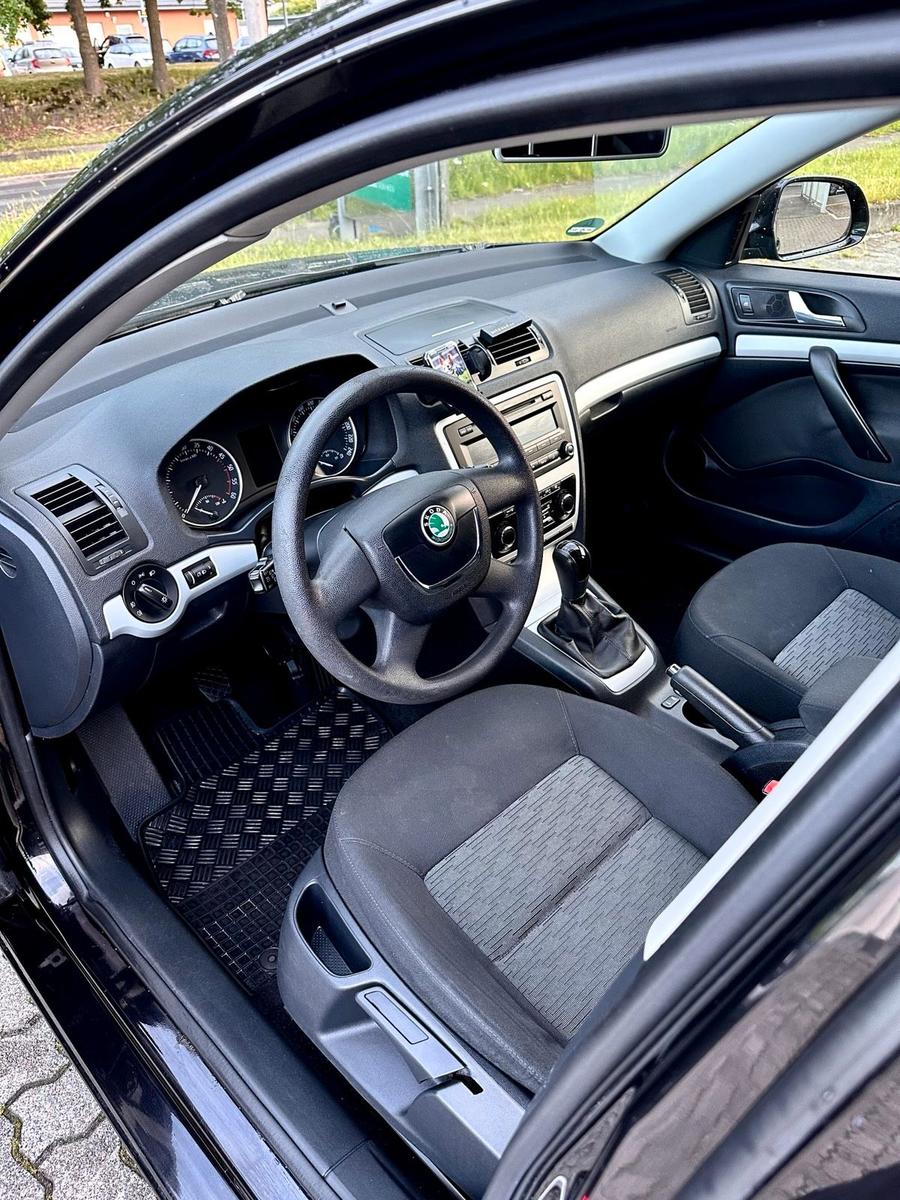 Skoda Octavia 2009 — photo 6
