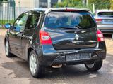 Renault Twingo Rip Curl 1.2 eco2 56kW - Renault Twingo aus 2010: Rip Curl