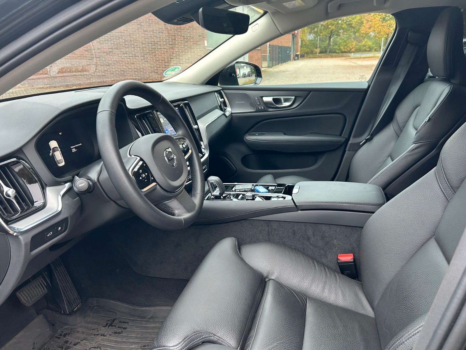 Volvo S60 Lim. Plus Dark Recharge Plug-In Hybrid AWD