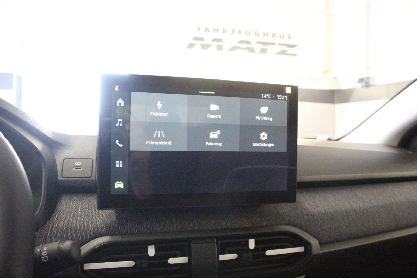 Fahrzeugabbildung Dacia Jogger Hybrid 155 Journey 7-Sitzer MY 2026