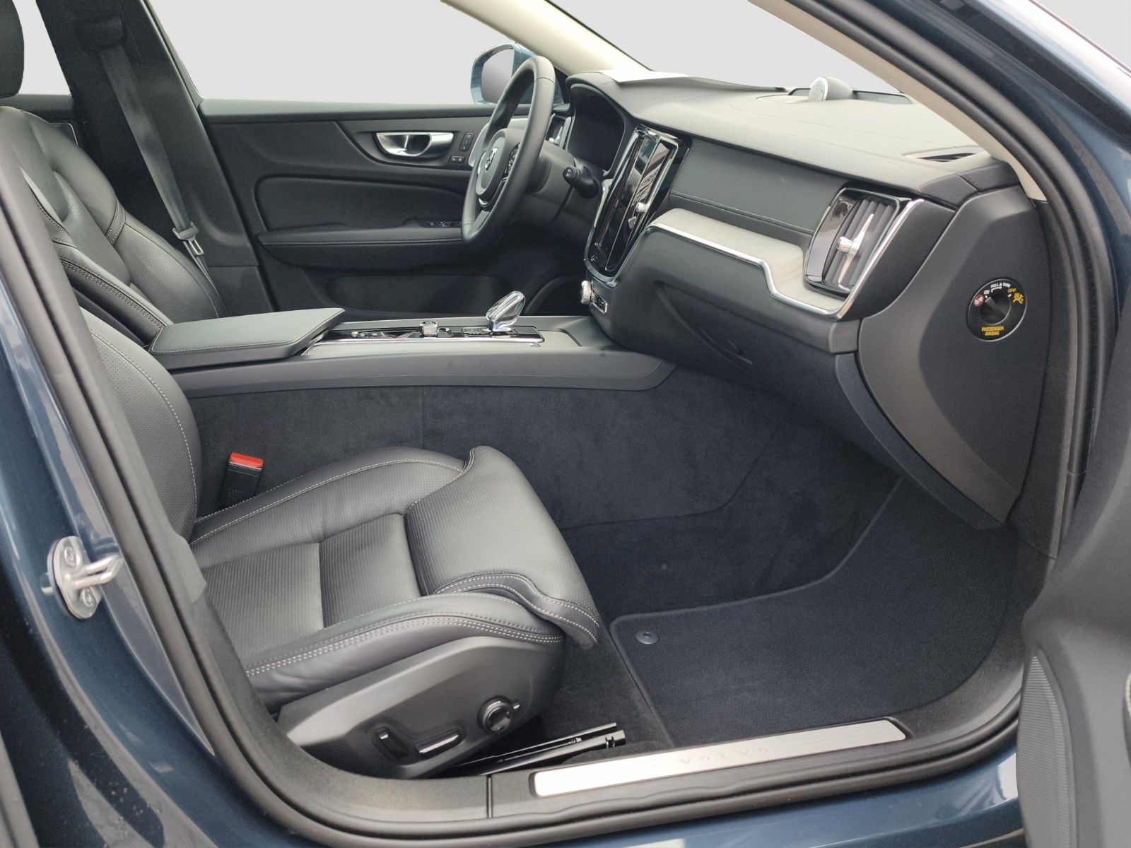 Volvo V60 Cross Country B5 AWD Ultimate foto 15