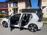Volkswagen Golf GTI Adidas 2.0 TSI  - Volkswagen Golf: GTI Adidas