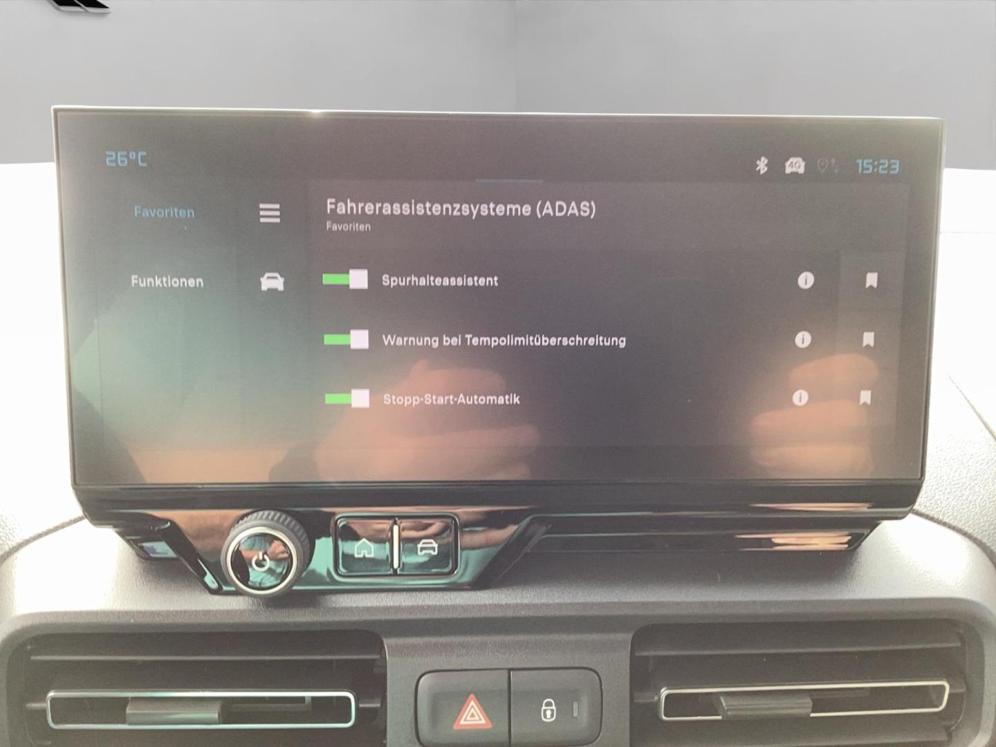 Citroën Berlingo PLUS MPV M AT+R-KAM+ALU+LRH+