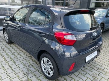 Fahrzeugabbildung Hyundai i10 KLIMA SITZ+LENKRADHEIZUNG PDC DAB+