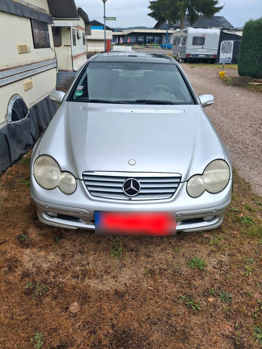 Mercedes-Benz C 180
