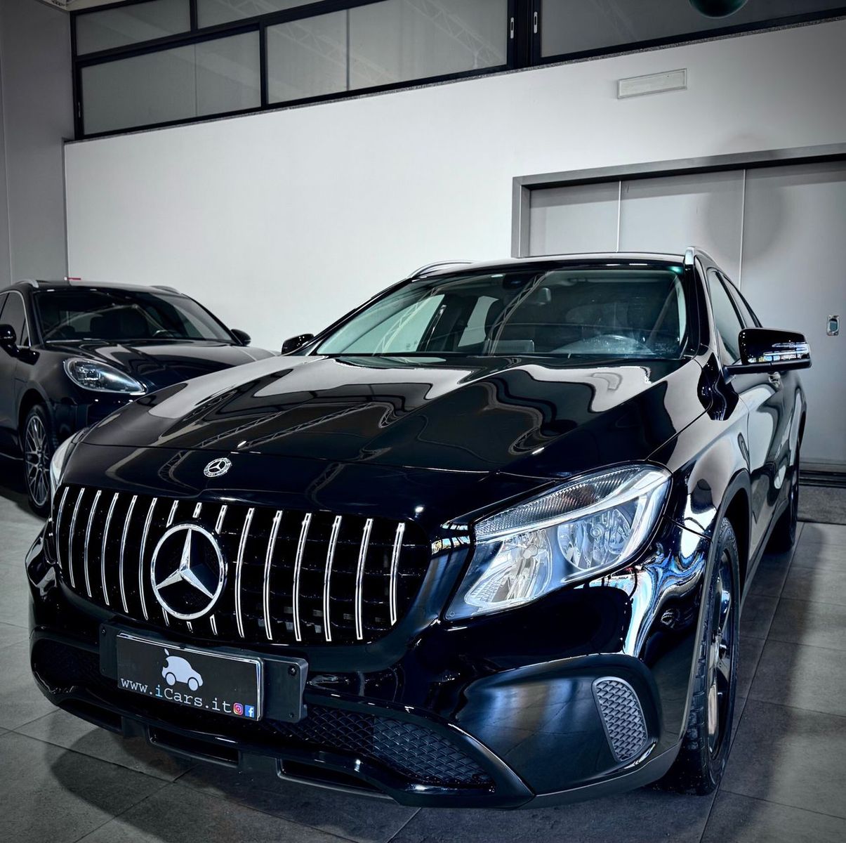MERCEDES-BENZ Mercedes-Benz GLA 180d 109CV Sport
