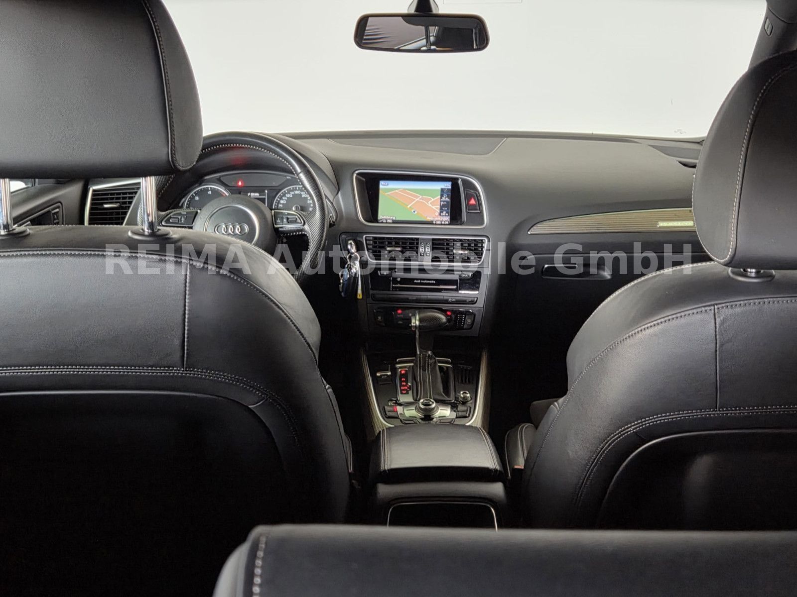 Fahrzeugabbildung Audi Q5 3.0 TDI quattro, S-Line