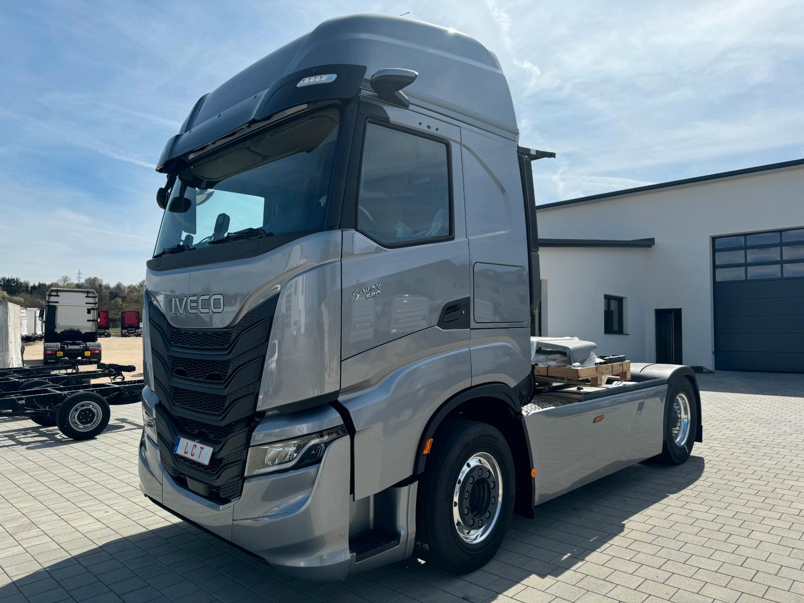 Iveco AS440S58 T/FP - ADR - FULL!!