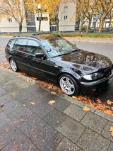 BMW e46  325i Touring  6 Zylinder - BMW 325: E46 325i