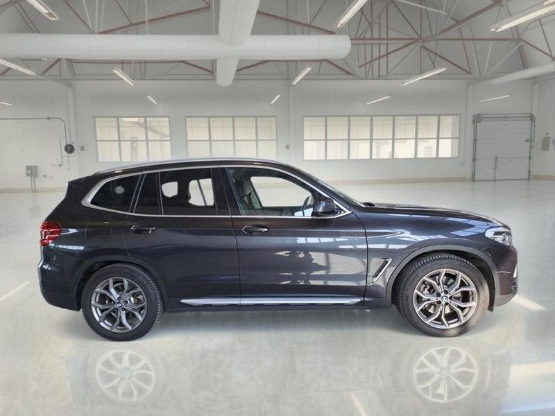 BMW X3 XDRIVE 30E XLINE AUTO SUV imagem 3