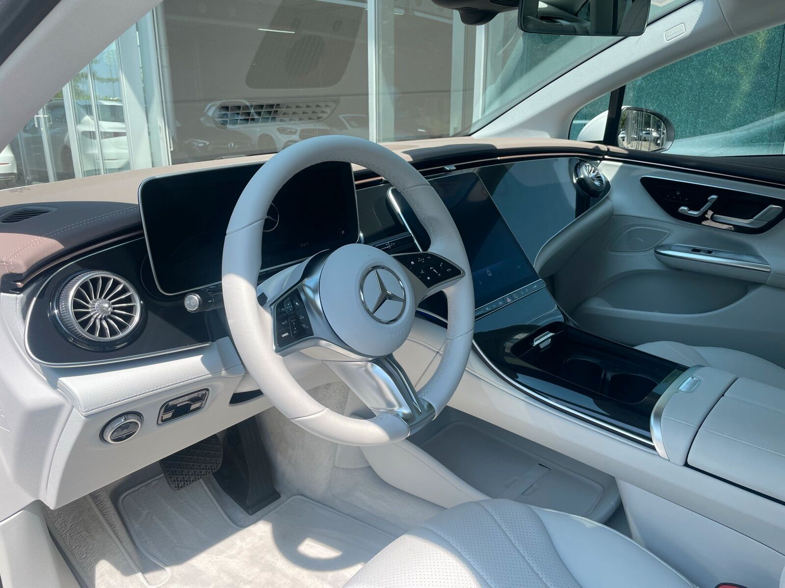 Mercedes-Benz EQE 300 ADVANCED BEIGE AHK DISTRO KEYLESS MEMOR foto 15