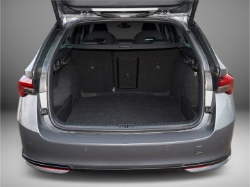 Skoda Octavia Combi 1.5 TSI Sportline Navi AHK Kamera