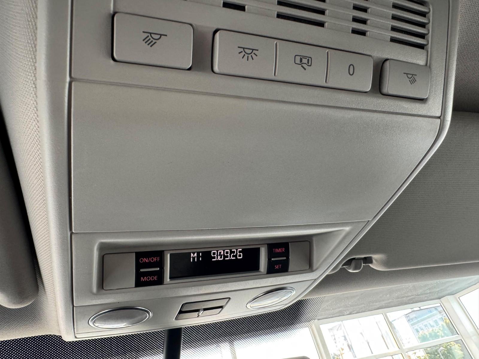 Volkswagen T5 Multivan Bulli Edition 2.0 TDI 140ch DSG - 7 places - Toit relevable - 4 couchages