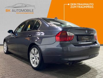 Fahrzeugabbildung BMW 325 d DPF #Tempomat#Navi#PDC#Alu